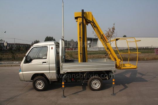 點(diǎn)擊查看詳細(xì)信息<br>標(biāo)題：電動(dòng)作業(yè)車 閱讀次數(shù)：3272