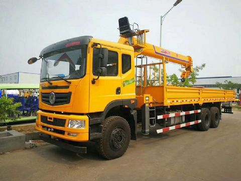 點(diǎn)擊查看詳細(xì)信息<br>標(biāo)題：12噸前二后八隨車吊 閱讀次數(shù)：2097