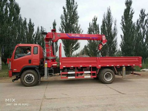 點(diǎn)擊查看詳細(xì)信息<br>標(biāo)題：8噸東風(fēng)隨車吊 閱讀次數(shù)：2247