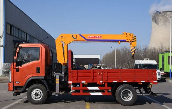 點(diǎn)擊查看詳細(xì)信息<br>標(biāo)題：4噸大運(yùn)隨車吊 閱讀次數(shù)：2234