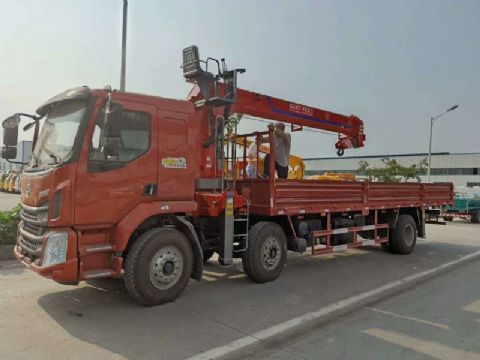 點(diǎn)擊查看詳細(xì)信息<br>標(biāo)題：柳汽前四后四隨車吊 閱讀次數(shù)：2271