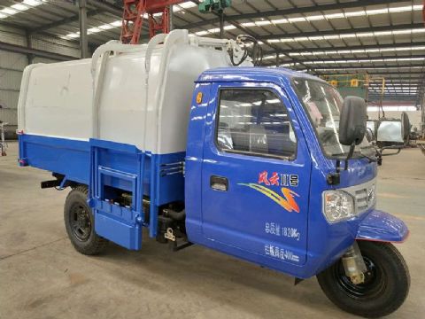 點(diǎn)擊查看詳細(xì)信息<br>標(biāo)題：5方風(fēng)云二號(hào)垃圾車(chē) 閱讀次數(shù)：2390