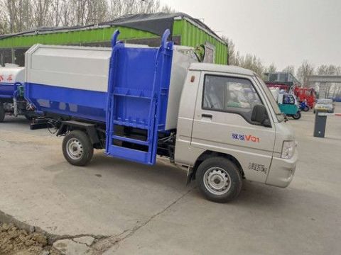 點(diǎn)擊查看詳細(xì)信息<br>標(biāo)題：3.5方汽油版福田馭菱垃圾車(chē) 閱讀次數(shù)：3473